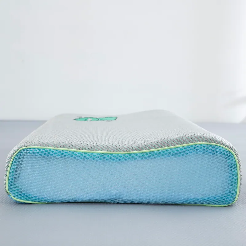 600D Cooling Rattan Latex Pillowcase