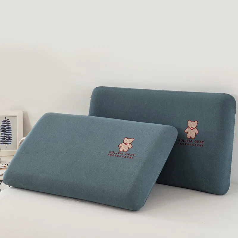 DeRong Warm Fiber Bread-Shaped Pillowcase