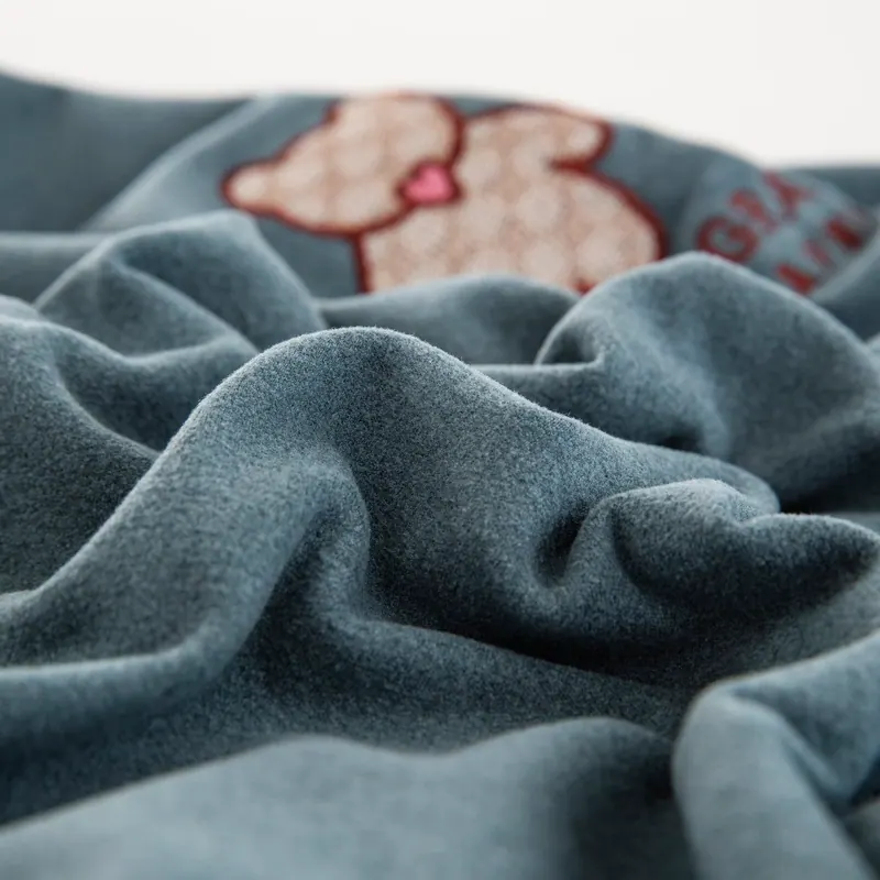 DeRong Warm Fiber Bread-Shaped Pillowcase