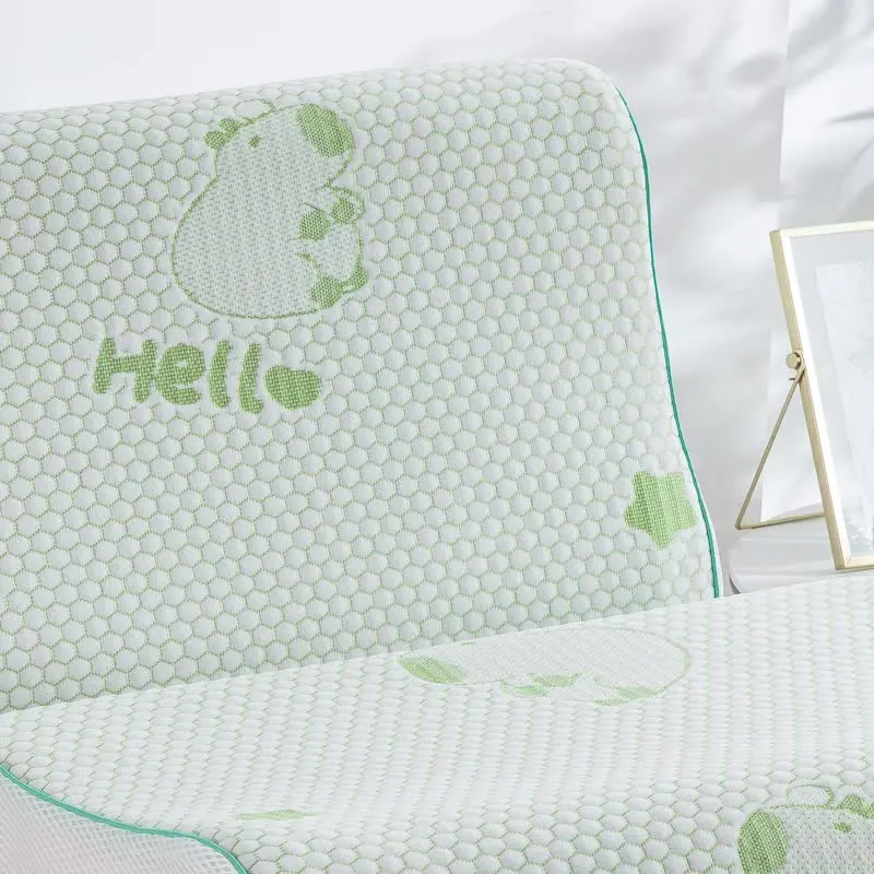 Capybara Cooling Beaded Latex Pillowcase