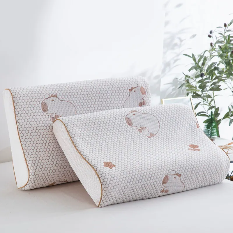 Capybara Cooling Beaded Latex Pillowcase